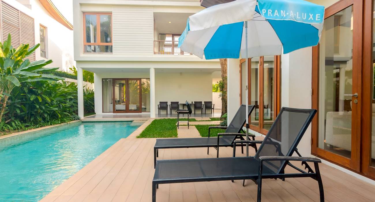 LINE_ALBUM_C7_260306_3 1